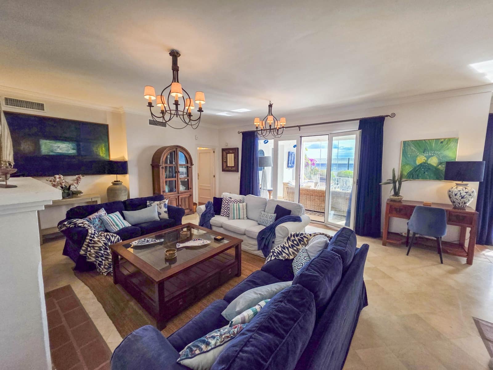 3 slaapkamer Appartement te koop in Casares met garage - € 995.000 (Ref: 9501954)