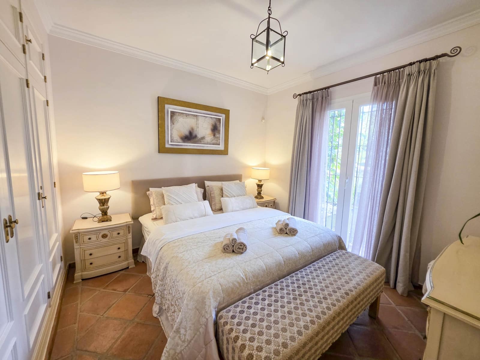 3 slaapkamer Appartement te koop in Casares met garage - € 995.000 (Ref: 9501954)