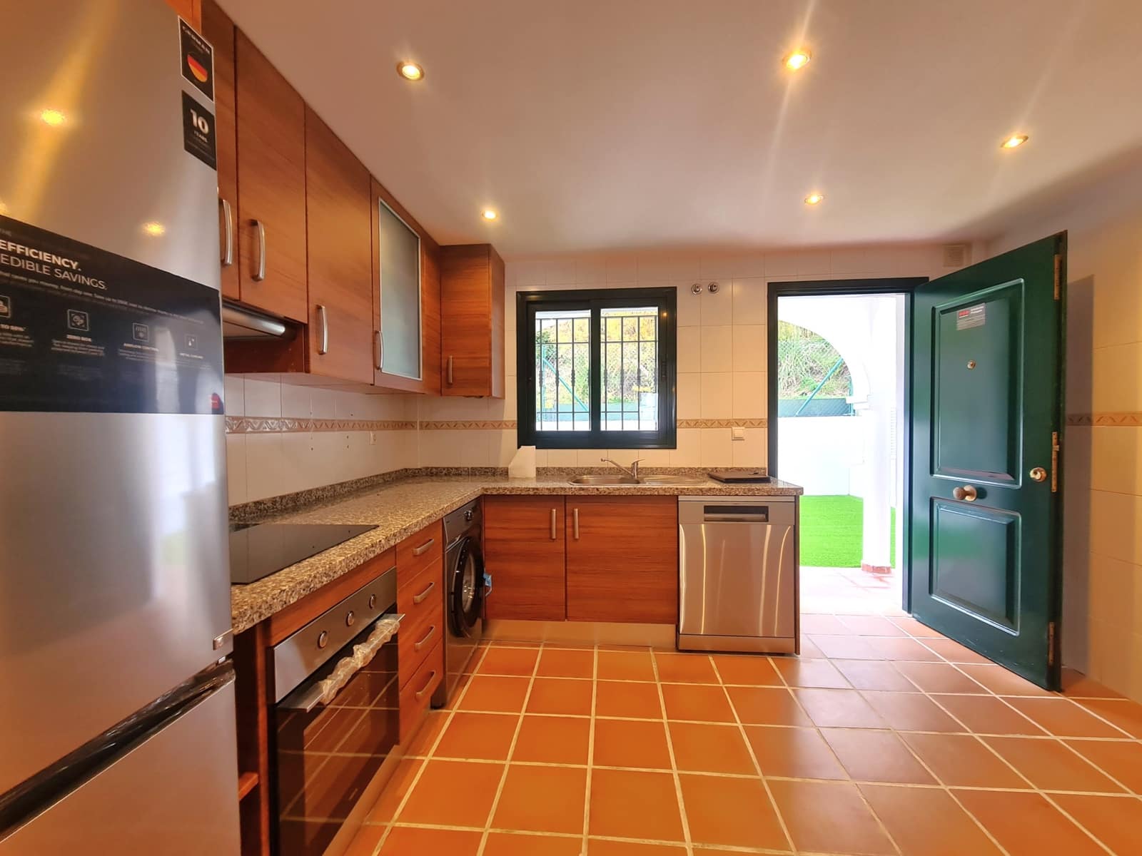 Pareado de 3 habitaciones en Manilva en venta con garaje - 619.000 € (Ref: 9508511)