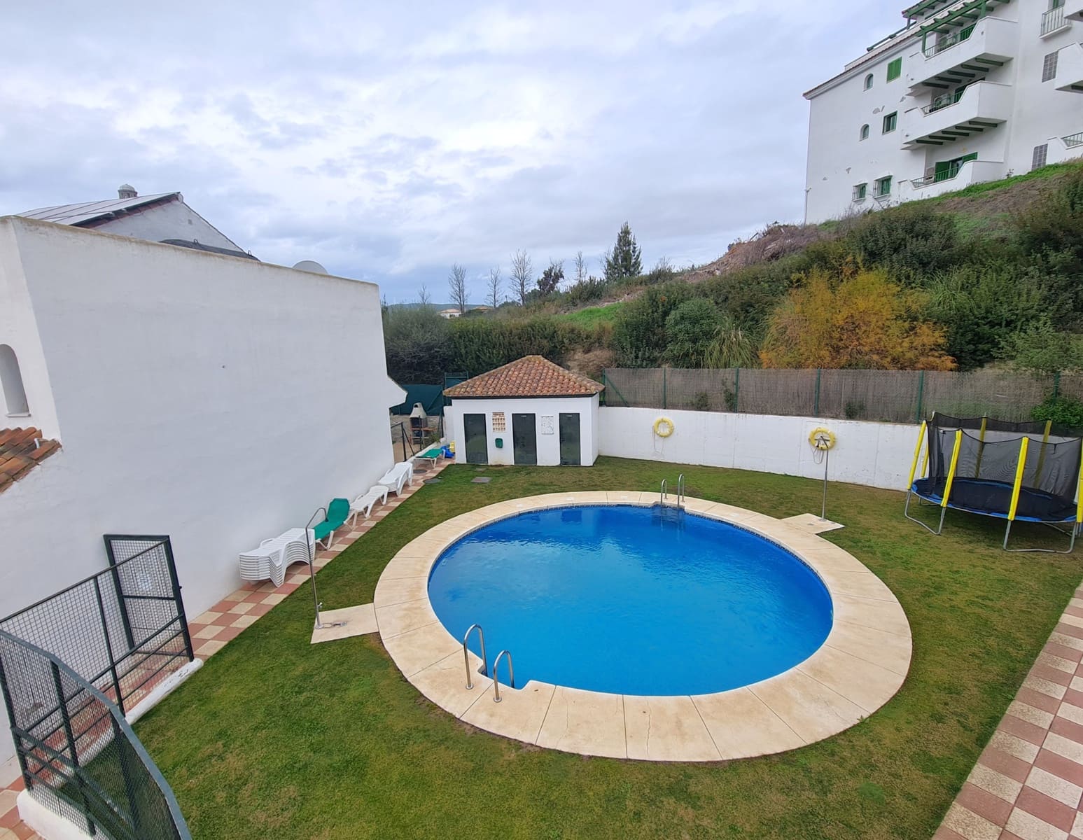 Pareado de 3 habitaciones en Manilva en venta con garaje - 619.000 € (Ref: 9508511)