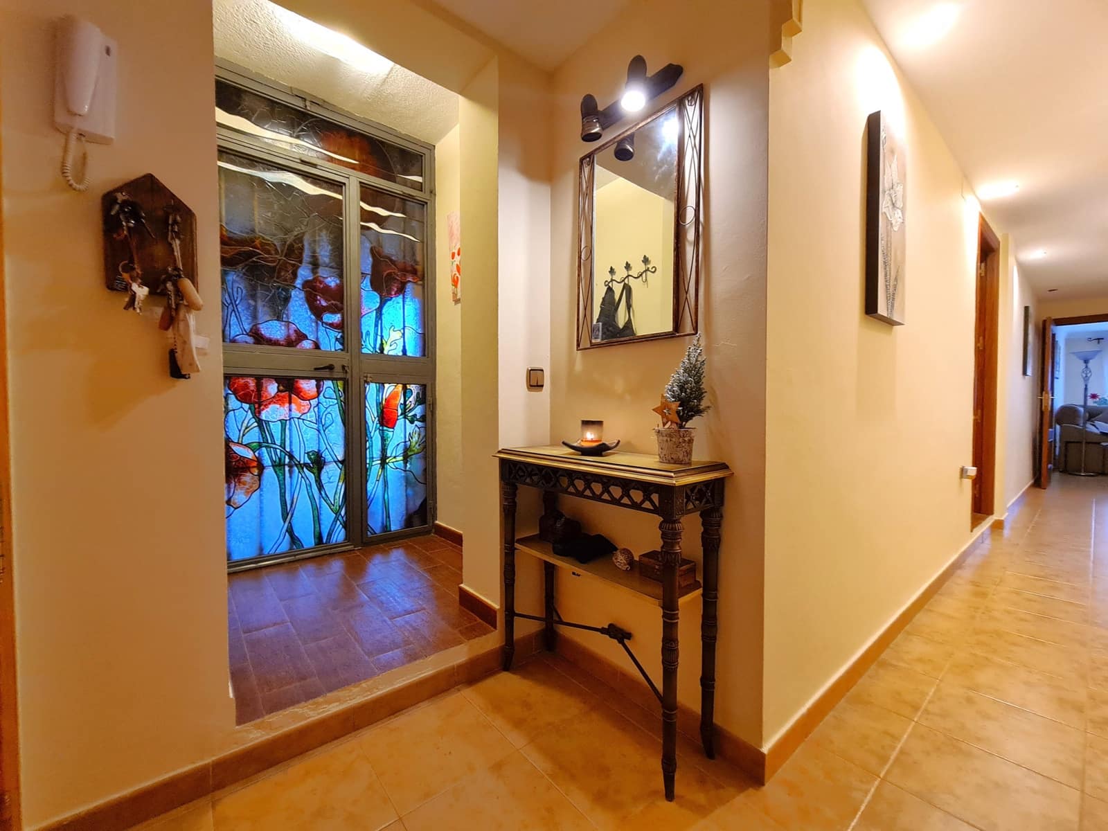 4 sovrum Takvåning till salu i Estepona med garage - 679 000 € (Ref: 9511979)