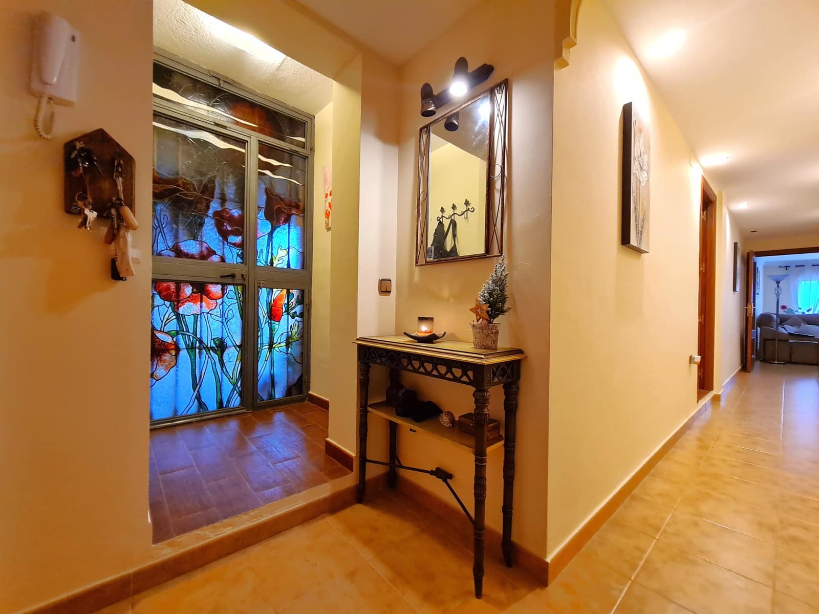 4 sovrum Takvåning till salu i Estepona med garage - 679 000 € (Ref: 9511979)