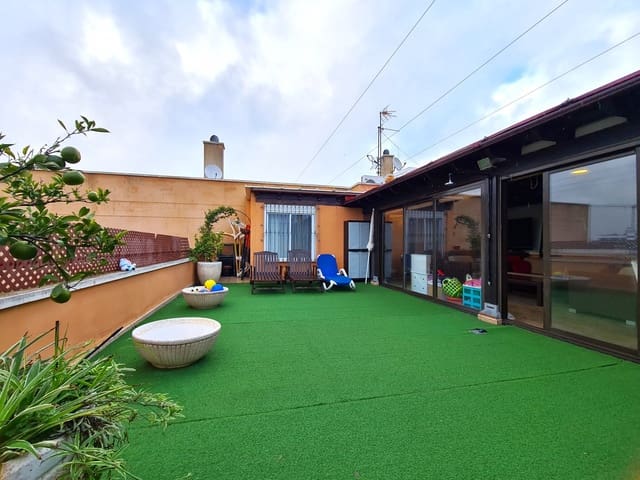 4 sovrum Takvåning till salu i Estepona med garage - 679 000 € (Ref: 9511979)