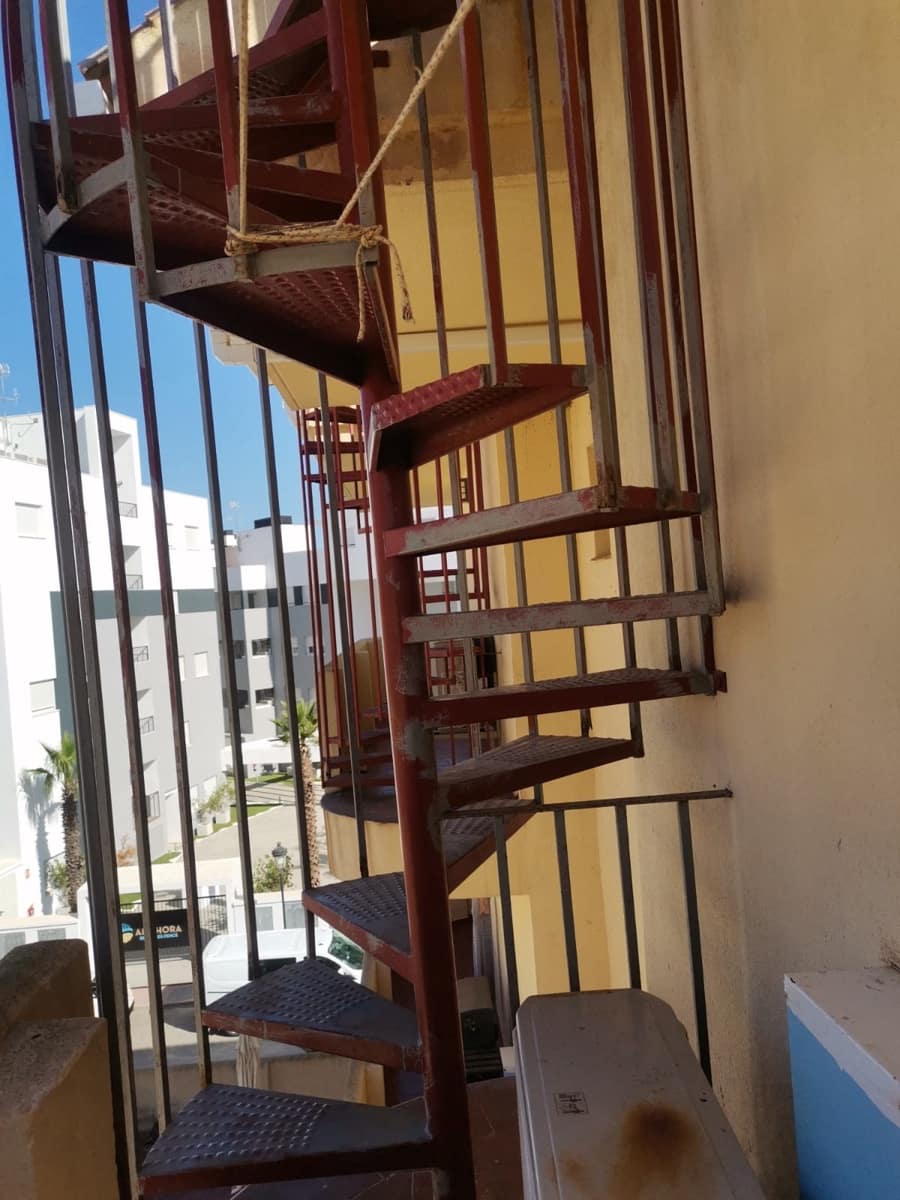 2 soveværelse Penthouse til salg i Manilva med garage - € 225.000 (Ref: 9518571)