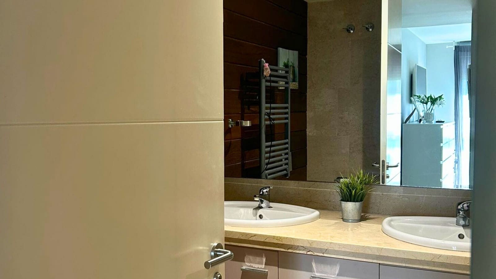 3 chambre Appartement à vendre à La Duquesa / Puerto de la Duquesa avec piscine garage - 429 000 € (Ref: 9540898)