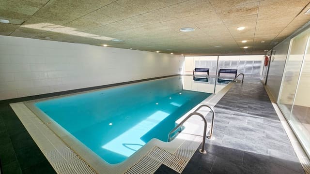 3 chambre Appartement à vendre à La Duquesa / Puerto de la Duquesa, Manilva avec piscine garage - 429 000 € (Ref: 9540898)