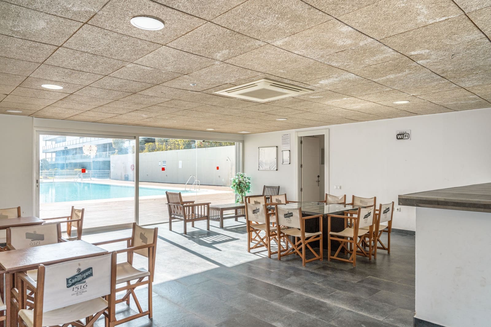 3 chambre Appartement à vendre à La Duquesa / Puerto de la Duquesa avec piscine garage - 429 000 € (Ref: 9540898)