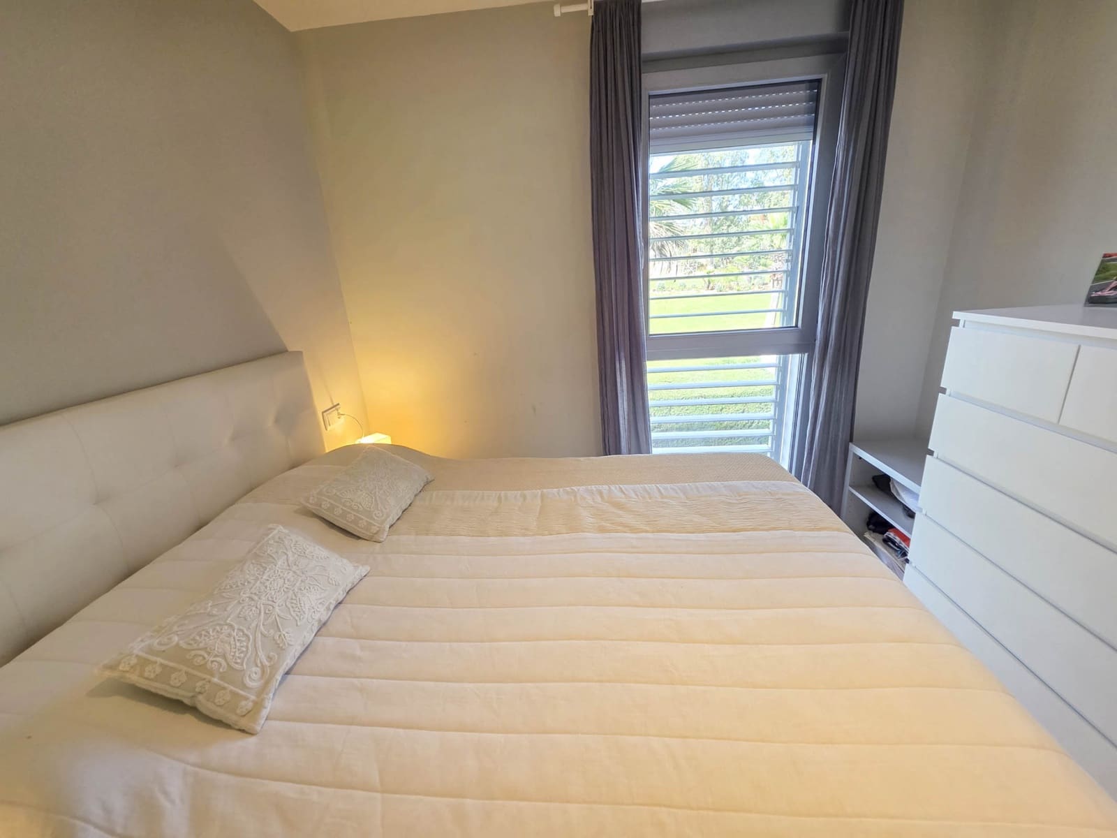 3 bedroom Apartment for sale in La Duquesa / Puerto de la Duquesa with pool garage - € 429,000 (Ref: 9540898)