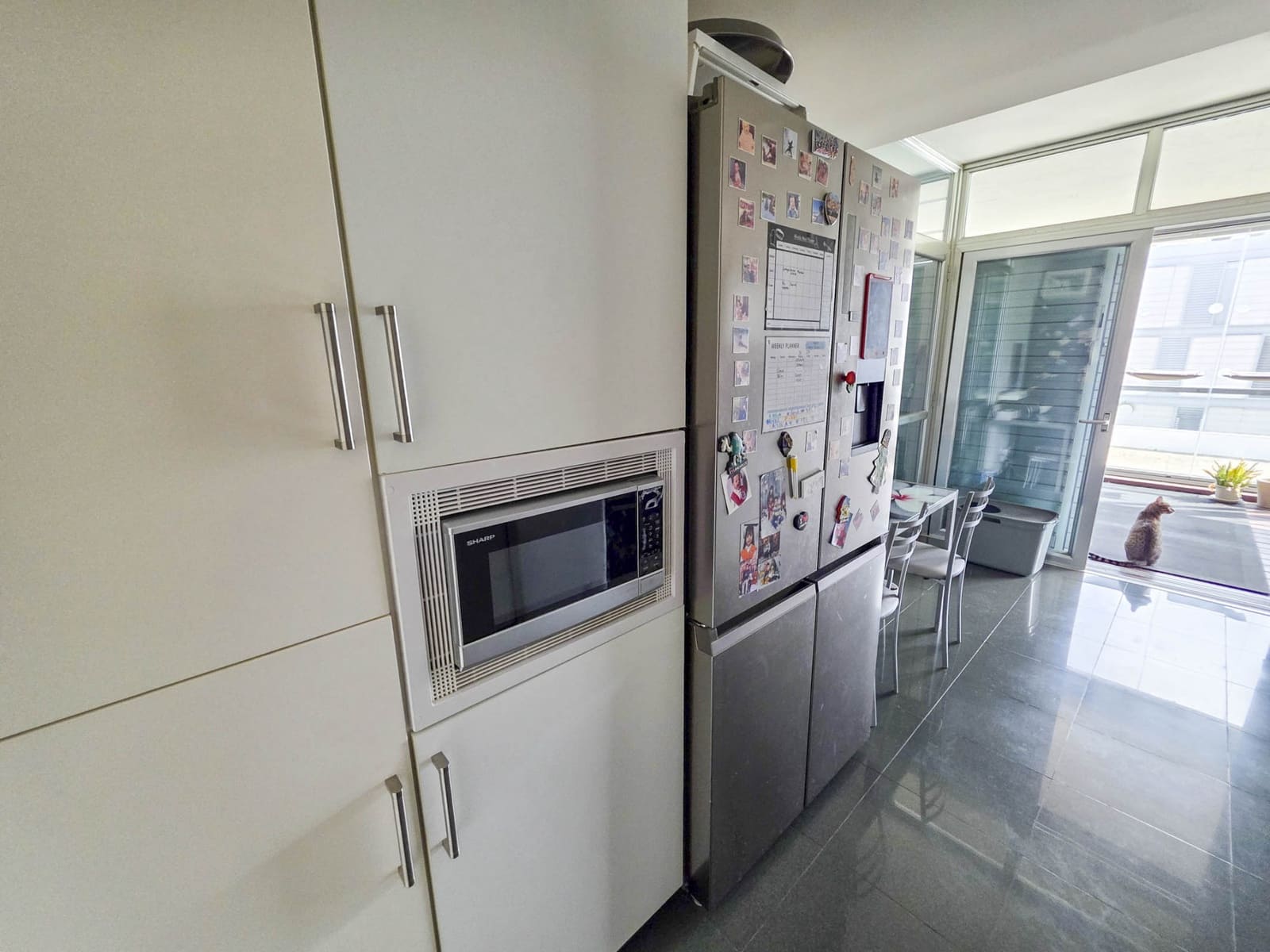 3 bedroom Apartment for sale in La Duquesa / Puerto de la Duquesa with pool garage - € 429,000 (Ref: 9540898)