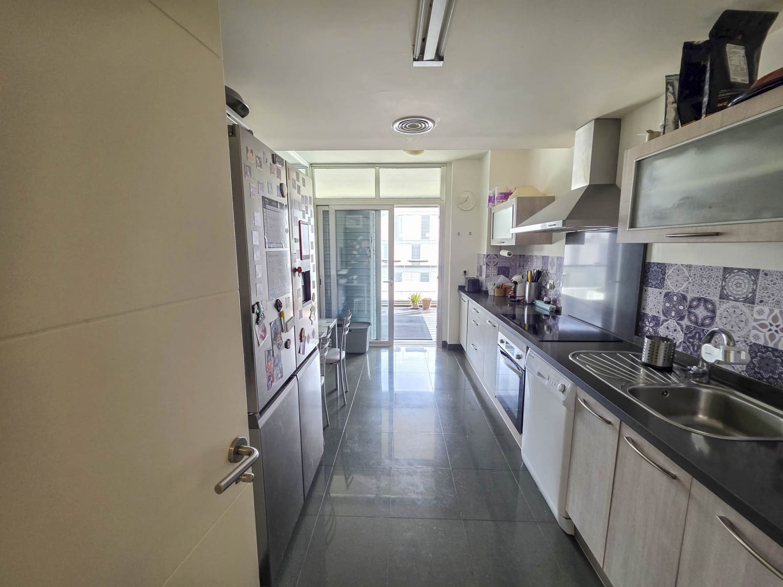 3 bedroom Apartment for sale in La Duquesa / Puerto de la Duquesa with pool garage - € 429,000 (Ref: 9540898)