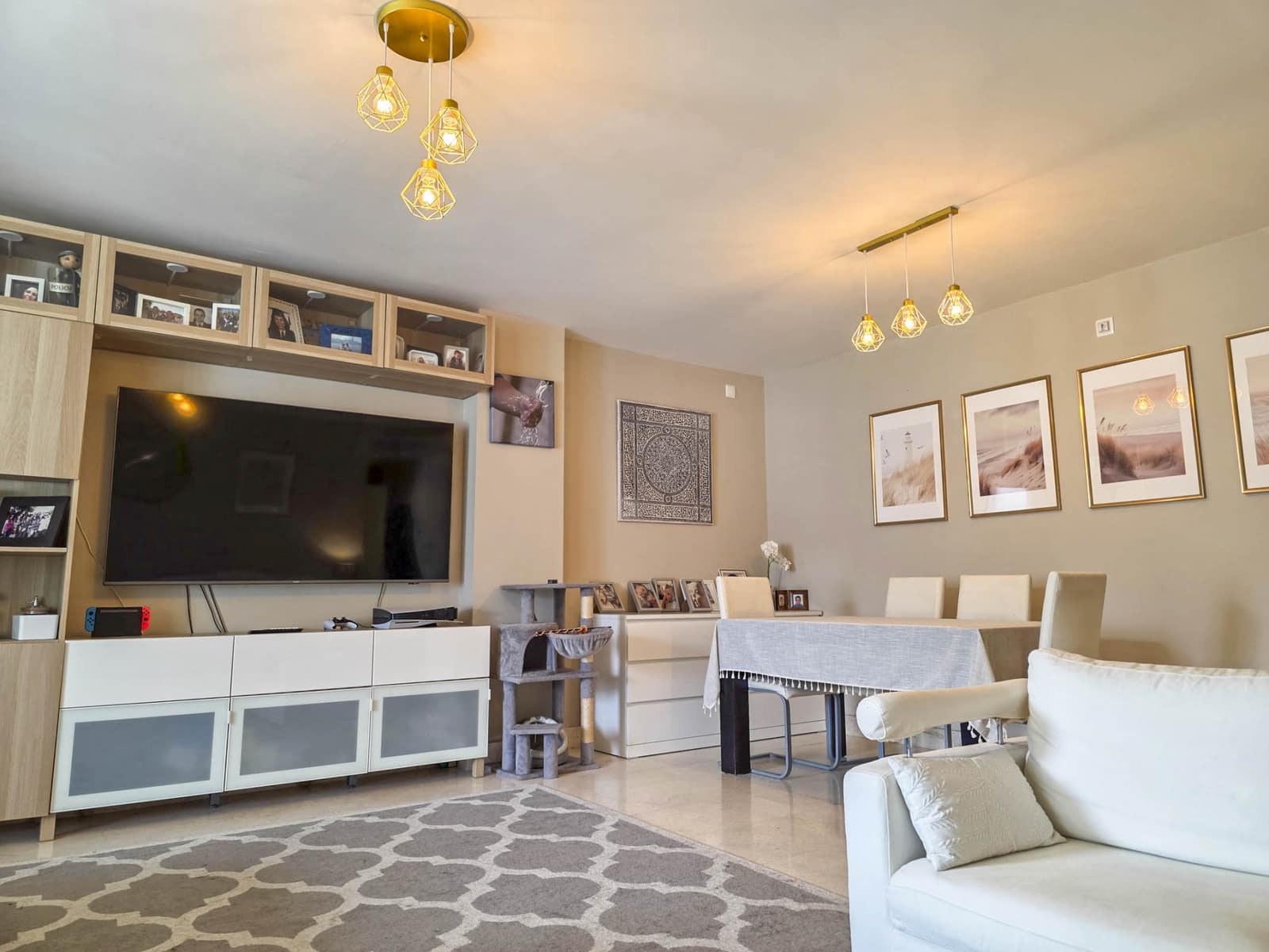 3 bedroom Apartment for sale in La Duquesa / Puerto de la Duquesa with pool garage - € 429,000 (Ref: 9540898)