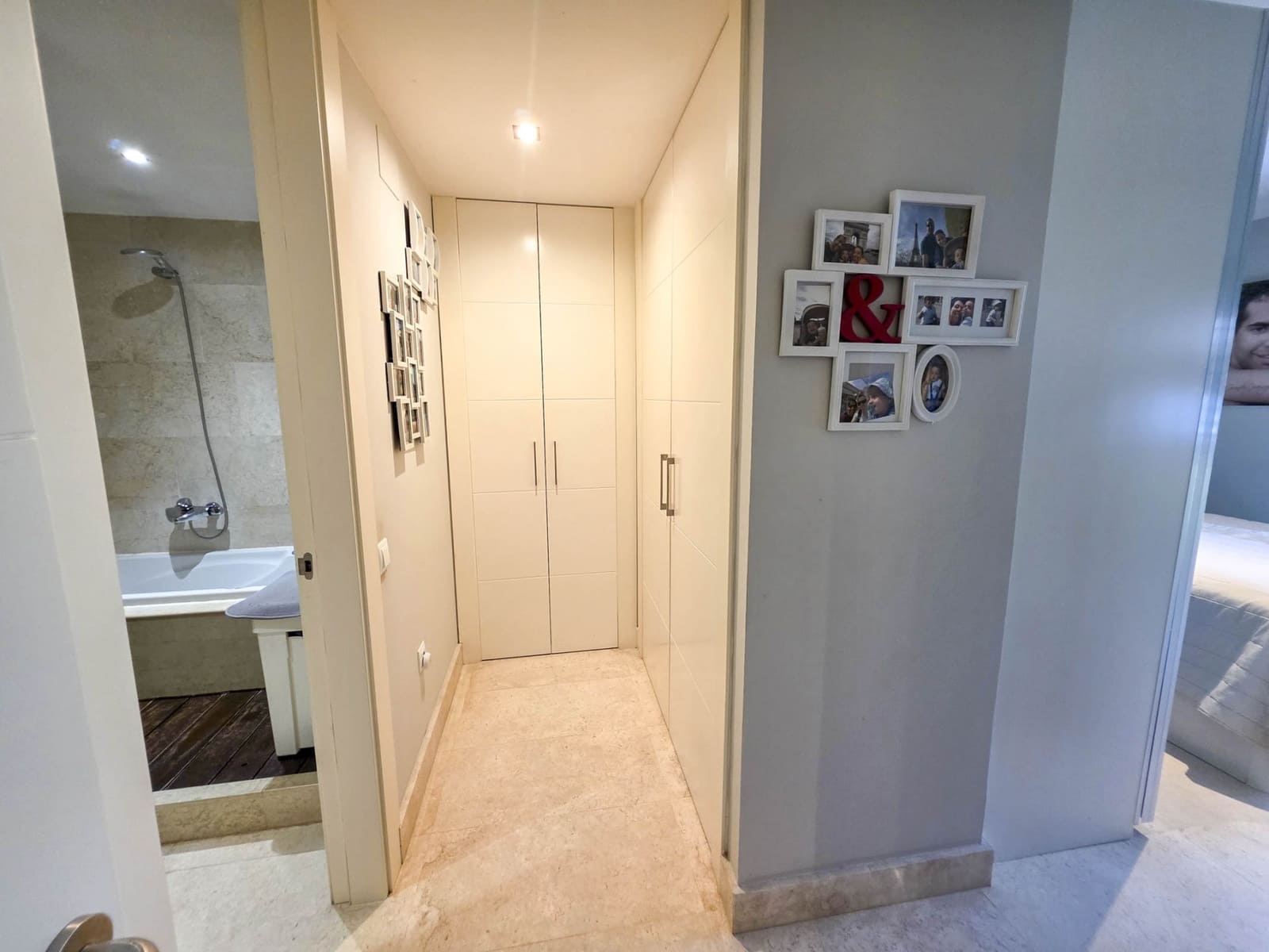 3 bedroom Apartment for sale in La Duquesa / Puerto de la Duquesa with pool garage - € 429,000 (Ref: 9540898)