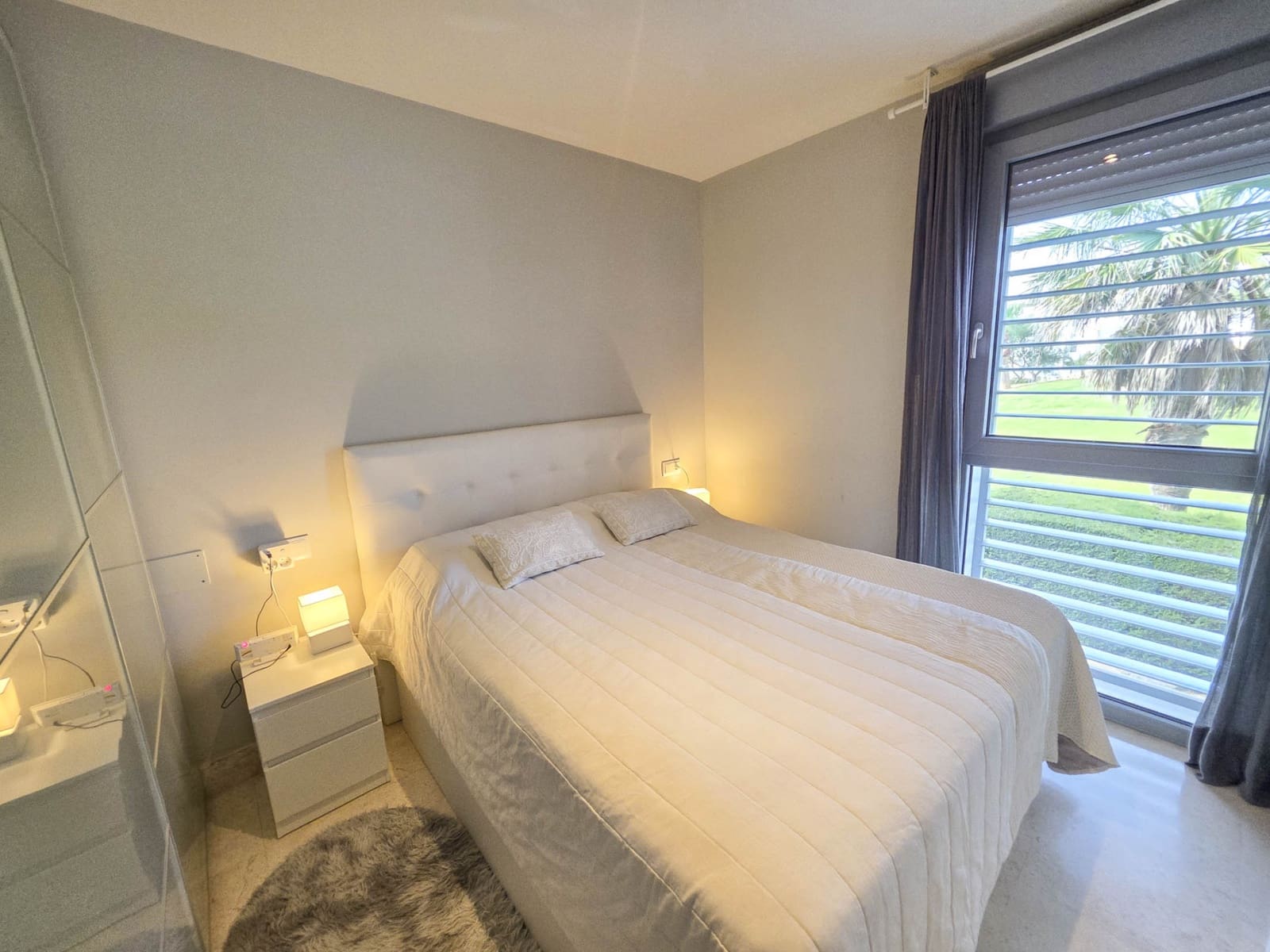 3 bedroom Apartment for sale in La Duquesa / Puerto de la Duquesa with pool garage - € 429,000 (Ref: 9540898)