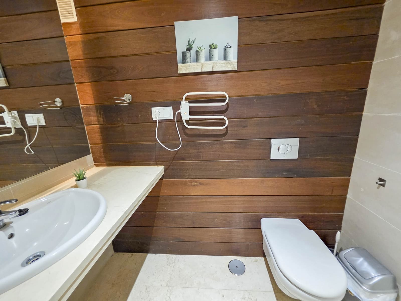 3 bedroom Apartment for sale in La Duquesa / Puerto de la Duquesa with pool garage - € 429,000 (Ref: 9540898)