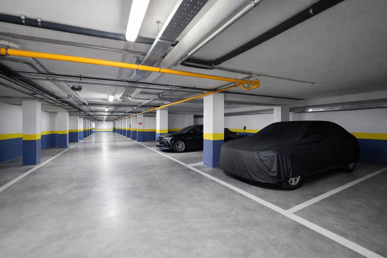 3 slaapkamer Appartement te koop in La Duquesa / Puerto de la Duquesa met zwembad garage - € 429.000 (Ref: 9540898)