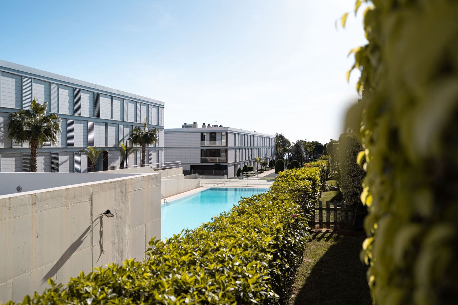 3 bedroom Apartment for sale in La Duquesa / Puerto de la Duquesa with pool garage - € 345,000 (Ref: 9540898)