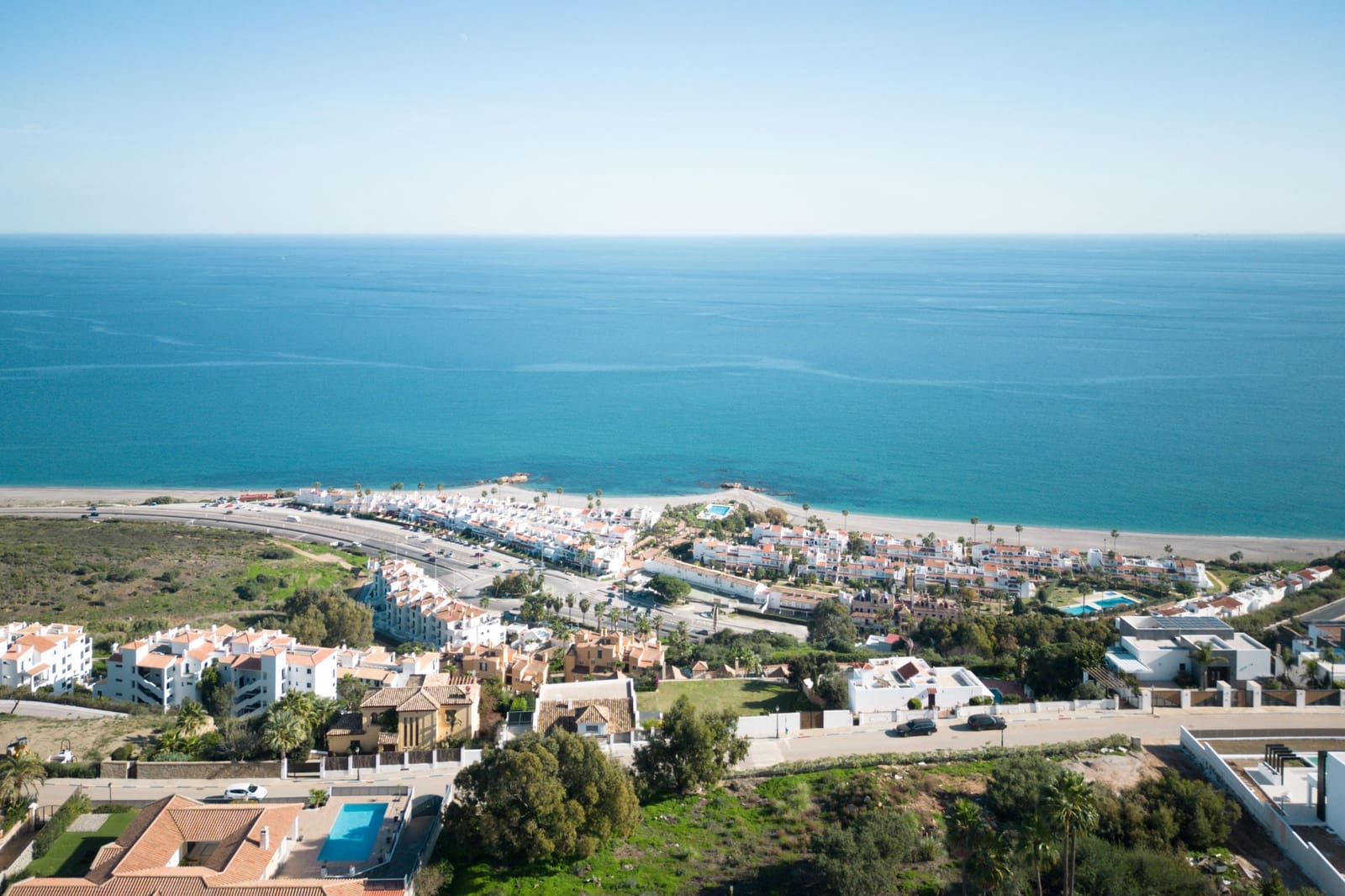 3 bedroom Apartment for sale in La Duquesa / Puerto de la Duquesa with pool garage - € 345,000 (Ref: 9540898)