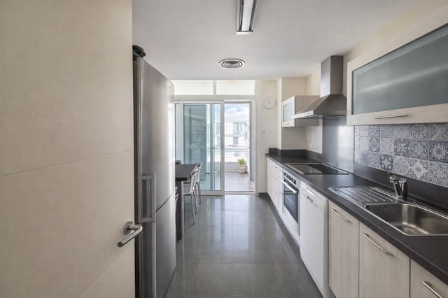 3 sypialnia Apartament na sprzedaż w La Duquesa / Puerto de la Duquesa, Manilva z basenem garażem - 359 000 € (Ref: 9540898)