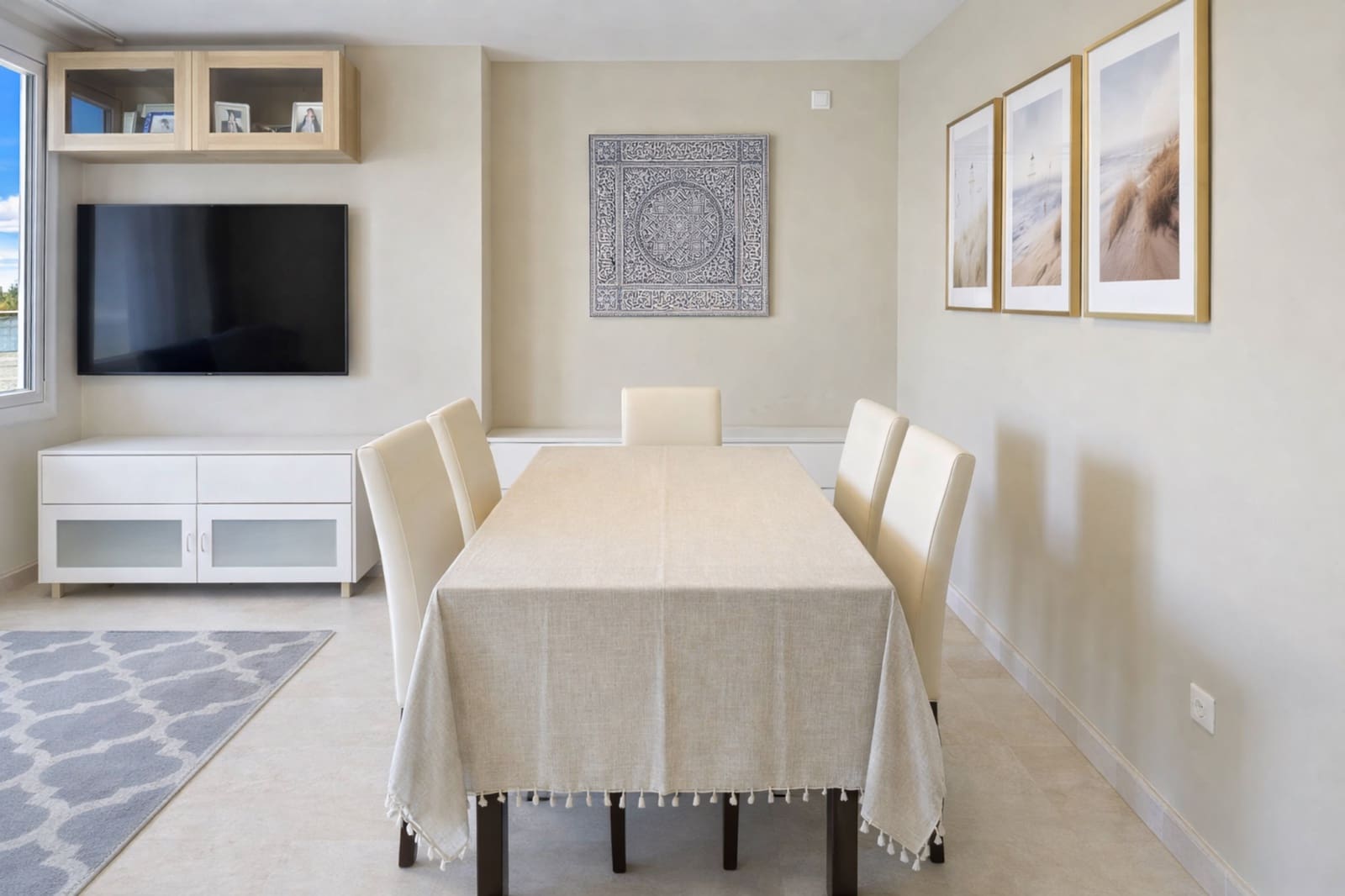 3 bedroom Apartment for sale in La Duquesa / Puerto de la Duquesa with pool garage - € 345,000 (Ref: 9540898)