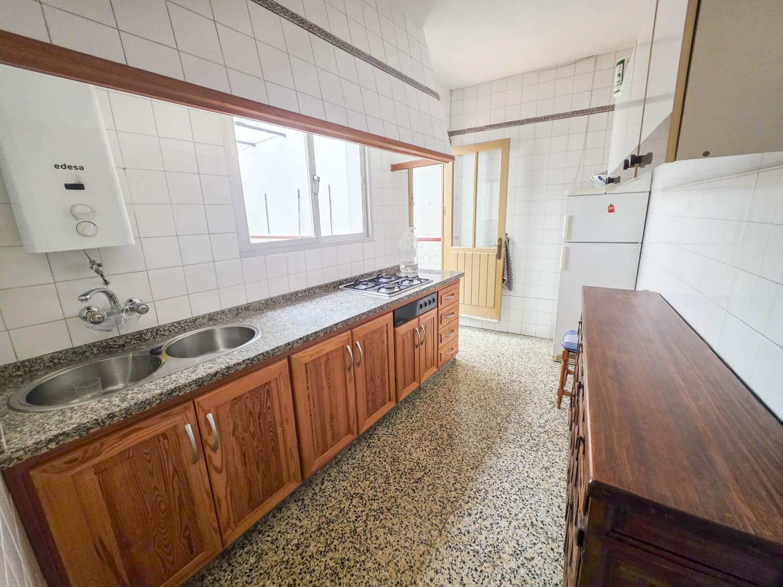 5 slaapkamer Huis te koop in Estepona - € 700.000 (Ref: 9540899)