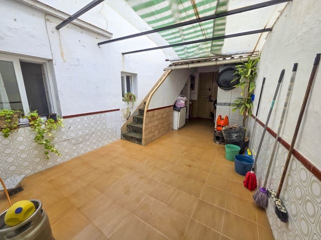 5 camera da letto Casa in vendita in Centro, Estepona - 700.000 € (Rif: 9540899)