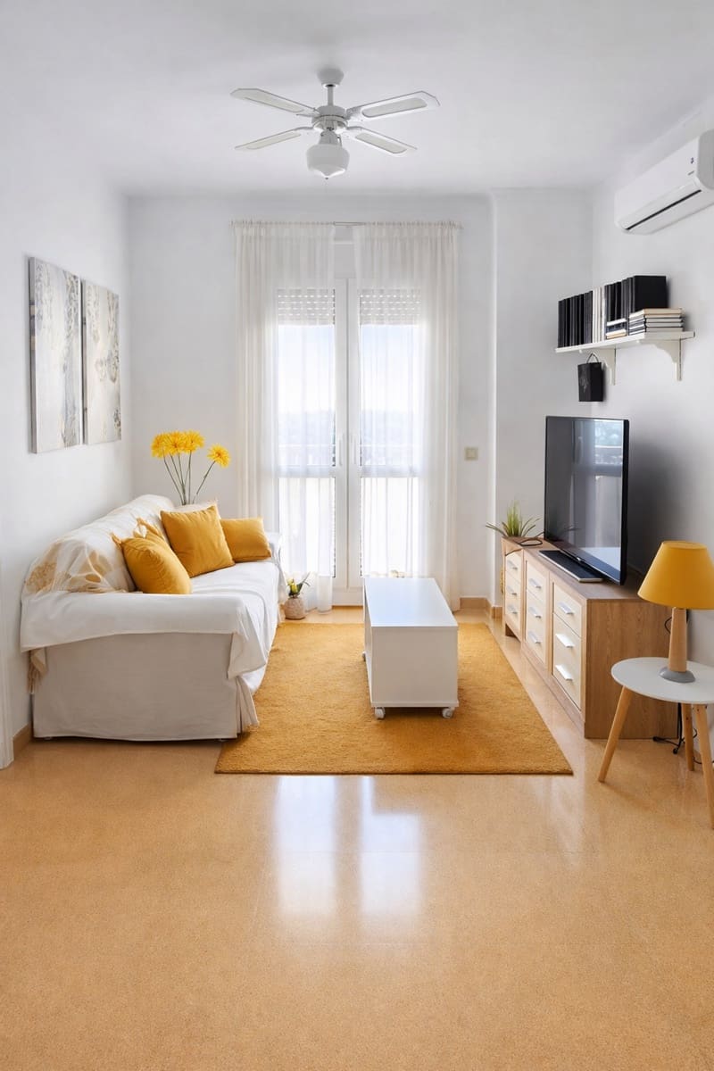 3 bedroom Apartment for sale in San Luis de Sabinillas with pool - € 291,000 (Ref: 9551034)
