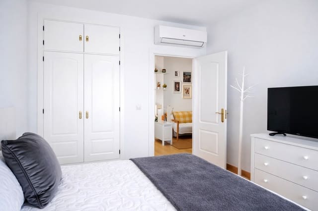 3 sovrum Lägenhet till salu i San Luis de Sabinillas, Manilva med pool - 291 000 € (Ref: 9551034)