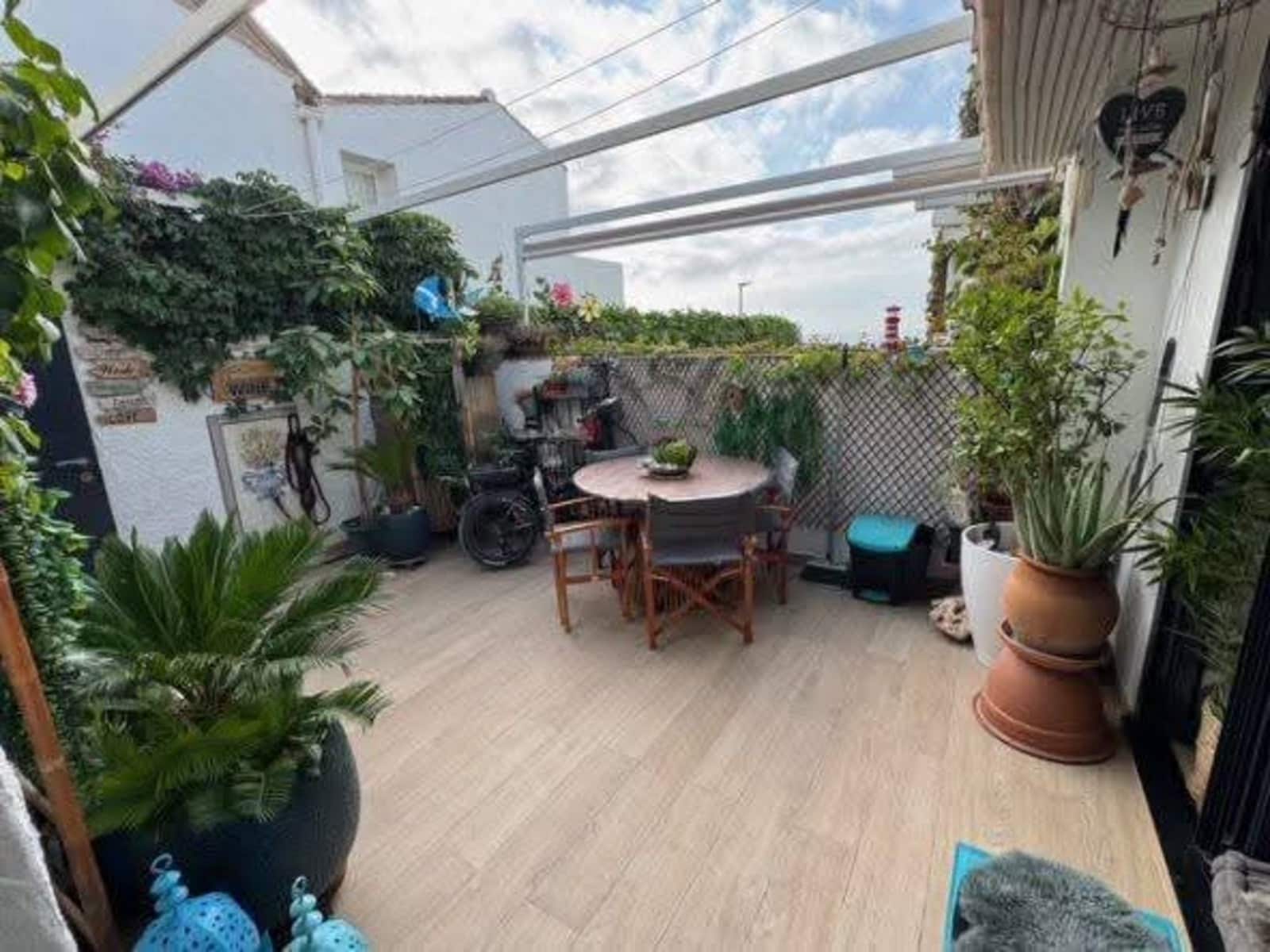 3 soverom Hus til salgs i Estepona - € 849 000 (Ref: 9555253)