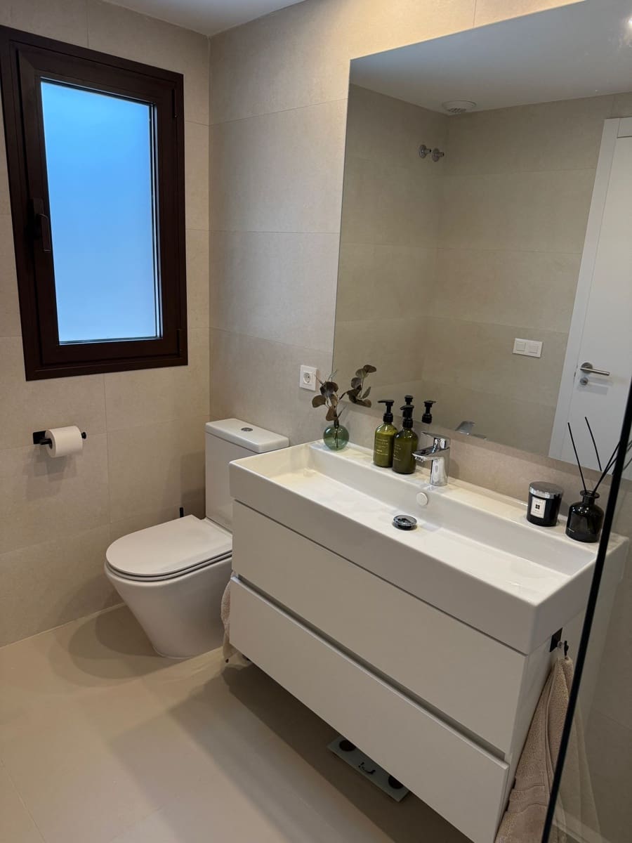 3 quarto Apartamento para venda em Estepona com piscina garagem - 980 000 € (Ref: 9568194)