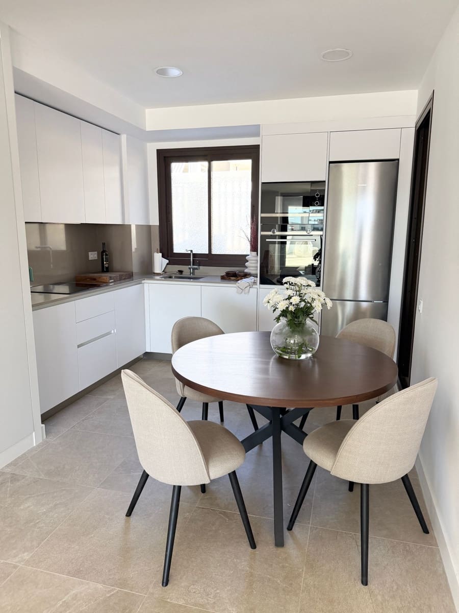 3 quarto Apartamento para venda em Estepona com piscina garagem - 980 000 € (Ref: 9568194)