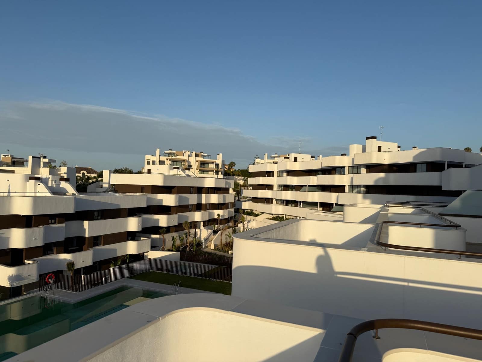 3 quarto Apartamento para venda em Estepona com piscina garagem - 980 000 € (Ref: 9568194)