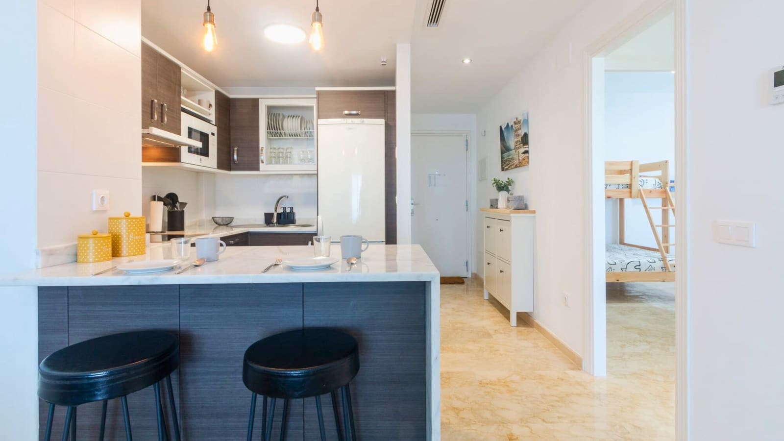 2 soveværelse Penthouse til salg i La Duquesa / Puerto de la Duquesa med swimmingpool garage - € 265.000 (Ref: 9570800)