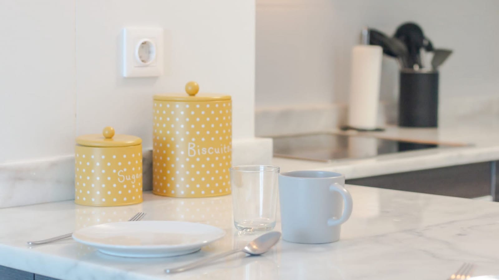 2 soveværelse Penthouse til salg i La Duquesa / Puerto de la Duquesa med swimmingpool garage - € 265.000 (Ref: 9570800)