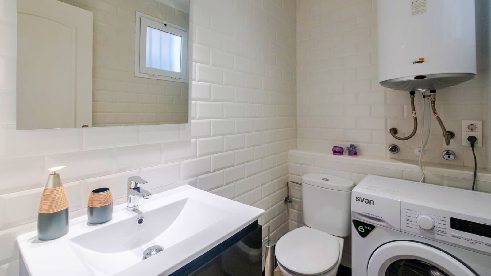 2 soveværelse Penthouse til salg i La Duquesa / Puerto de la Duquesa med swimmingpool garage - € 265.000 (Ref: 9570800)