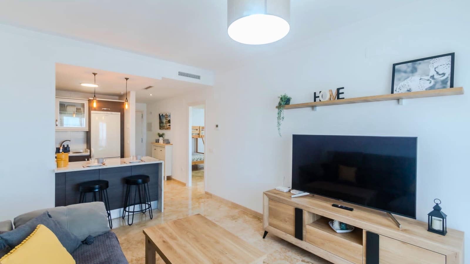2 bedroom Penthouse for sale in La Duquesa / Puerto de la Duquesa with pool garage - € 265,000 (Ref: 9570800)