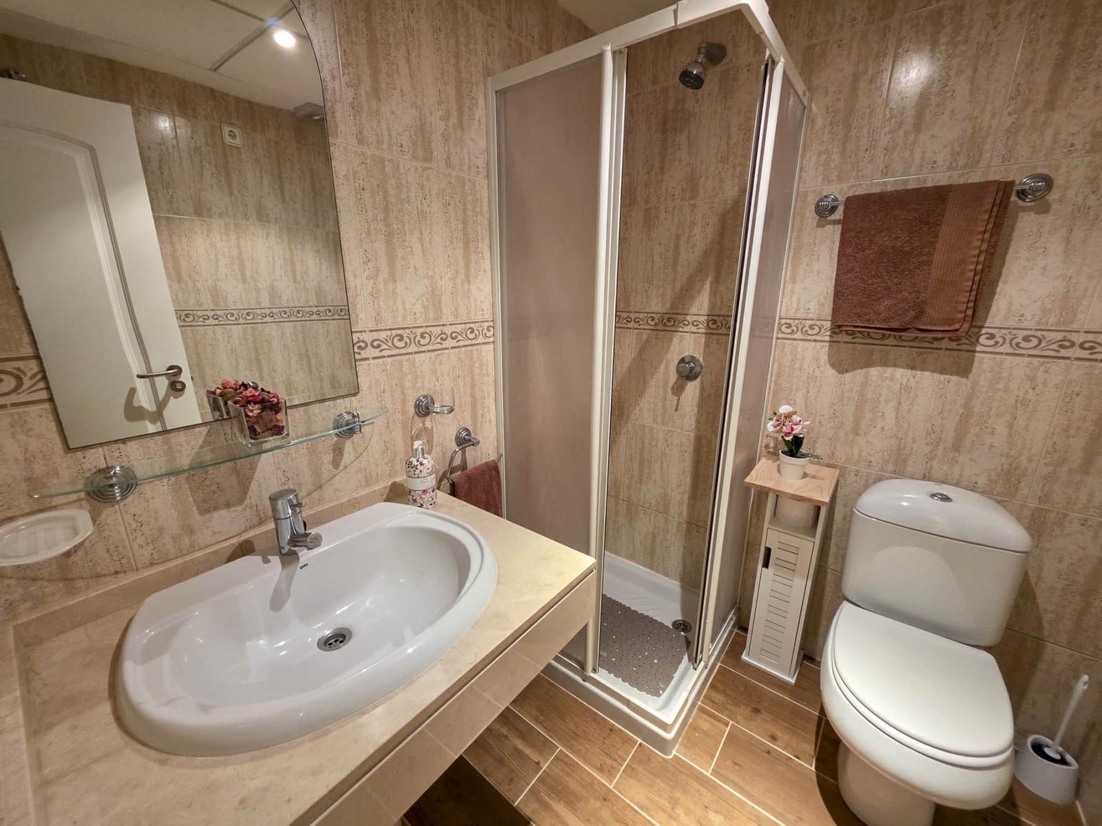 2 slaapkamer Appartement te koop in La Duquesa / Puerto de la Duquesa met zwembad garage - € 369.000 (Ref: 9594775)