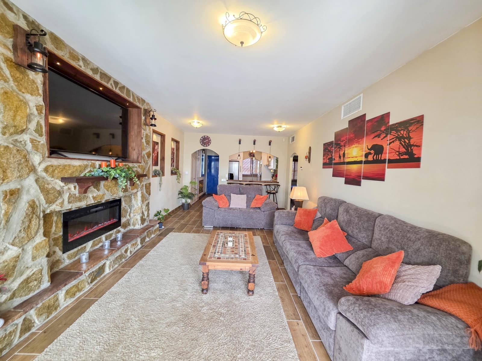 2 slaapkamer Appartement te koop in La Duquesa / Puerto de la Duquesa met zwembad garage - € 369.000 (Ref: 9594775)