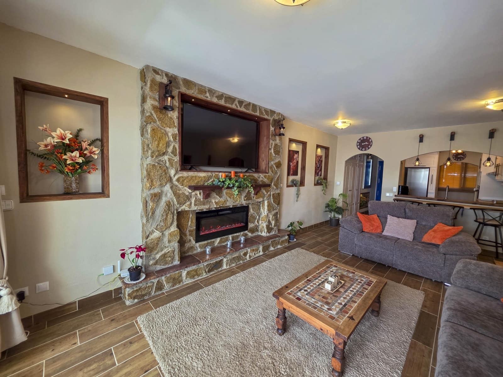 2 slaapkamer Appartement te koop in La Duquesa / Puerto de la Duquesa met zwembad garage - € 369.000 (Ref: 9594775)