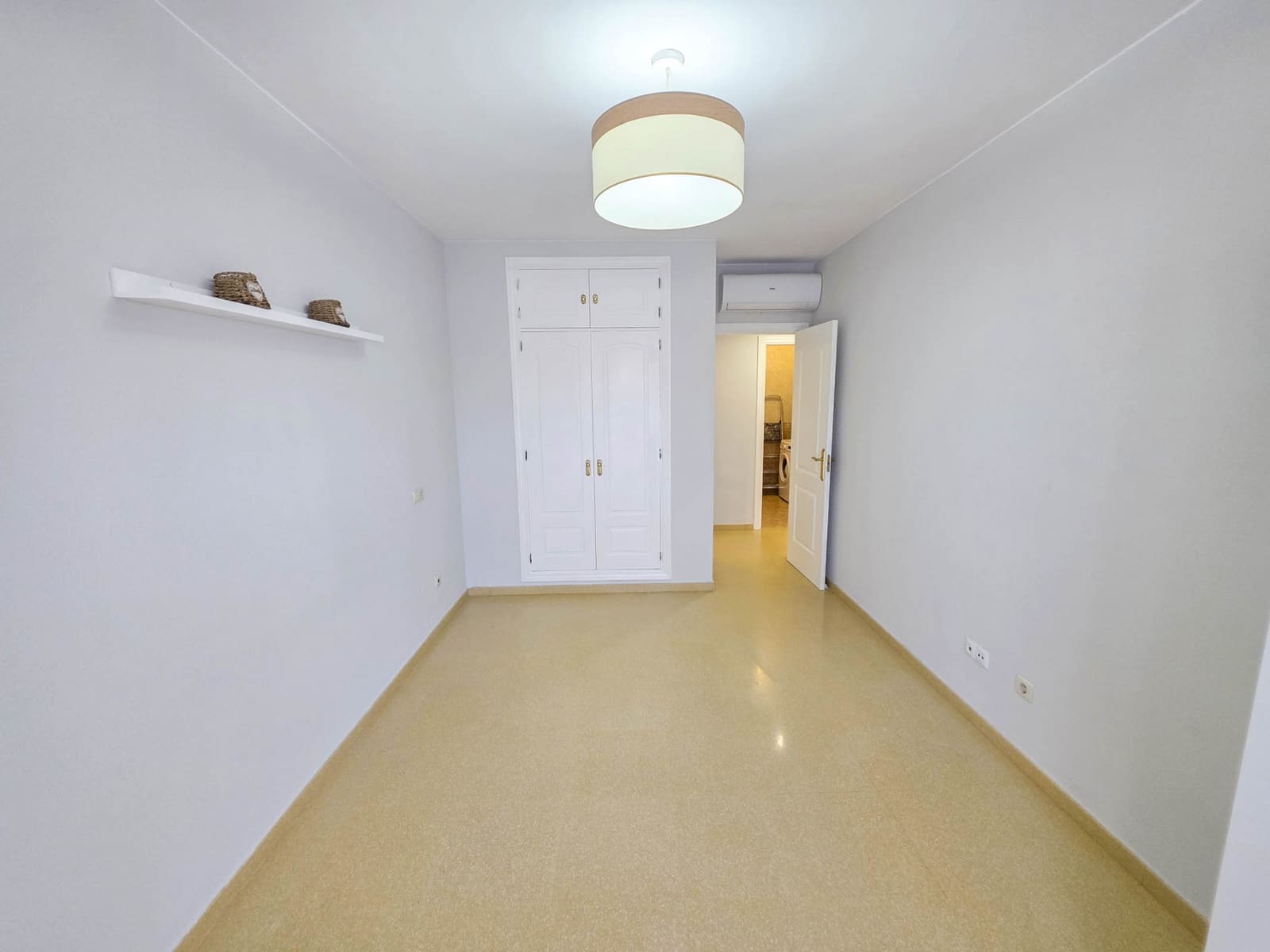 2 soverom Leilighet til salgs i San Luis de Sabinillas med svømmebasseng - € 340 000 (Ref: 9619042)