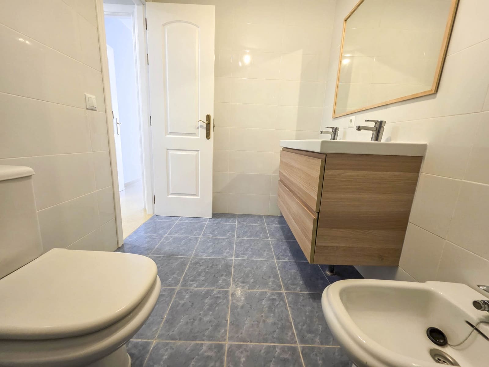 2 soverom Leilighet til salgs i San Luis de Sabinillas med svømmebasseng - € 340 000 (Ref: 9619042)