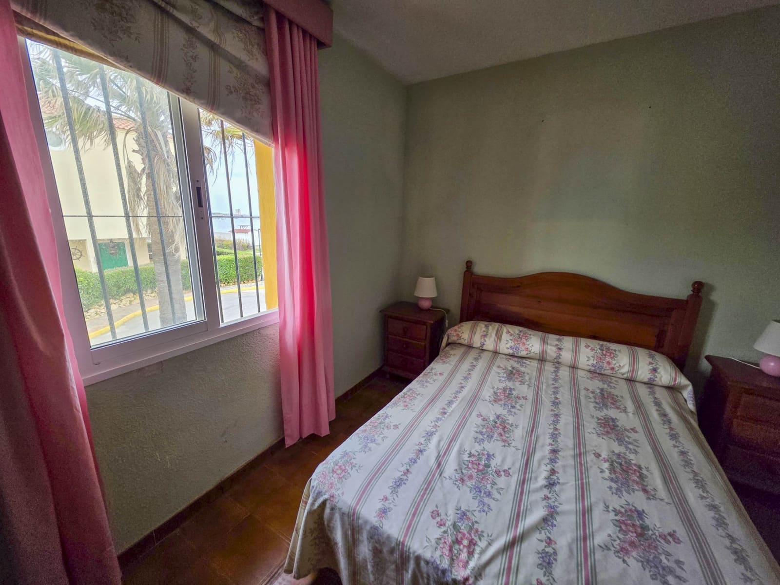 Casa de 5 habitaciones en Casares en venta con piscina - 650.000 € (Ref: 9647847)