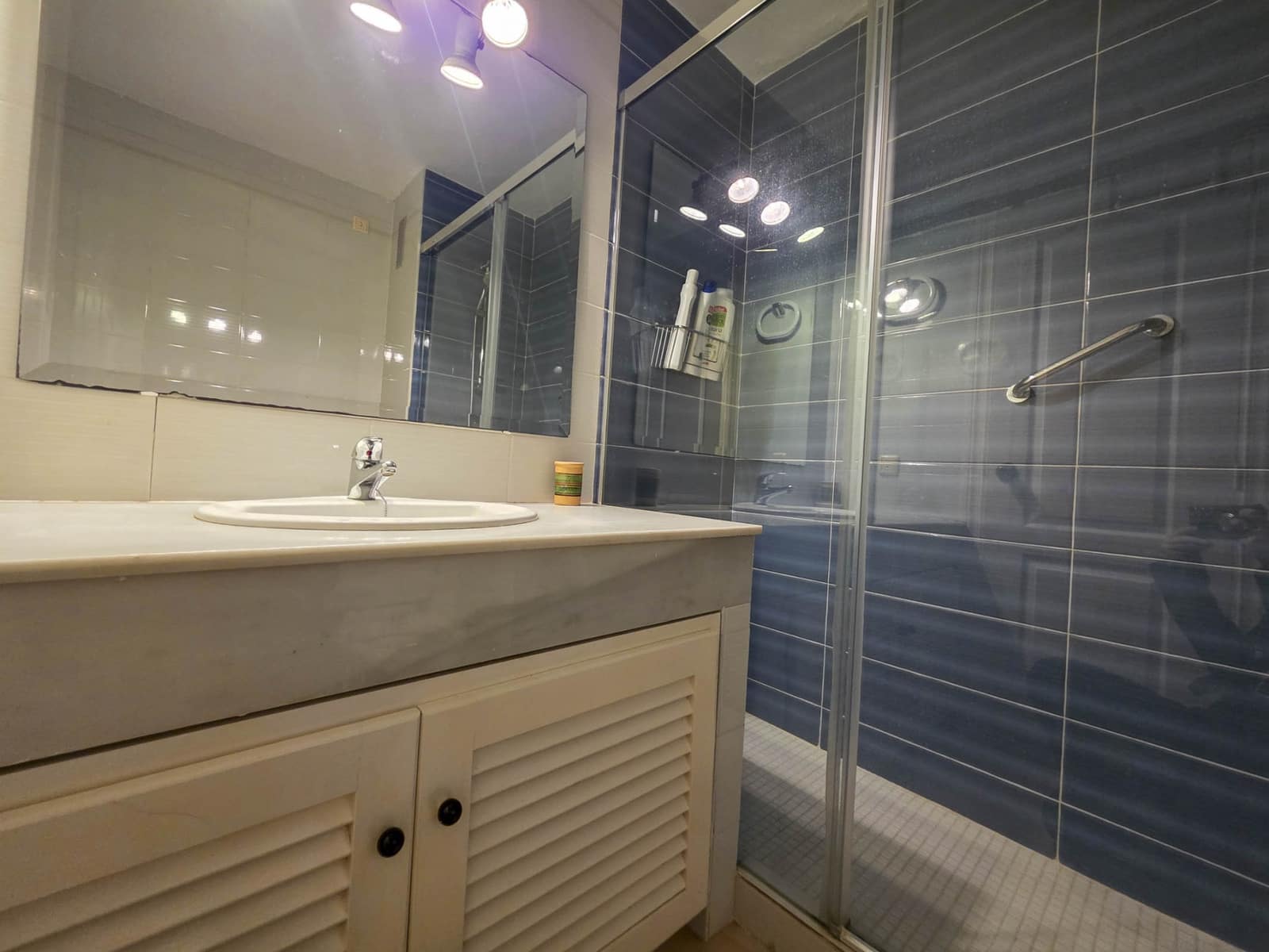 Casa de 5 habitaciones en Casares en venta con piscina - 650.000 € (Ref: 9647847)