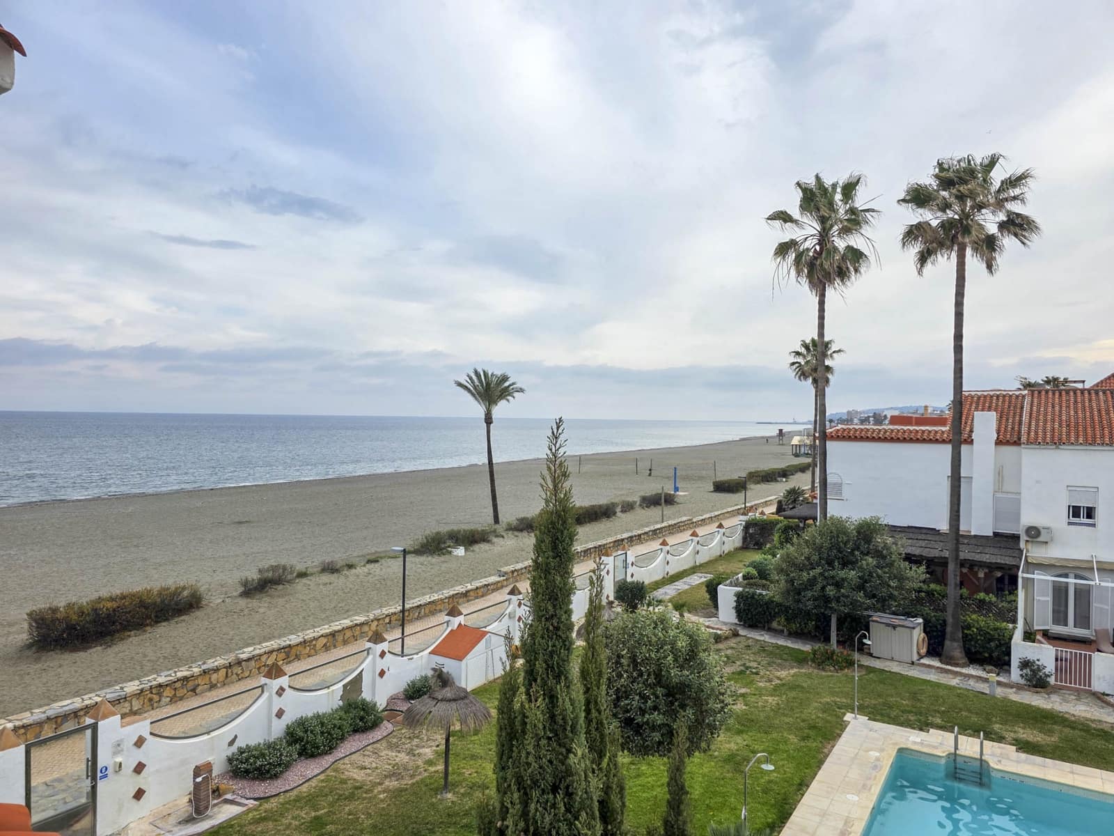 Casa de 5 habitaciones en Casares en venta con piscina - 650.000 € (Ref: 9647847)