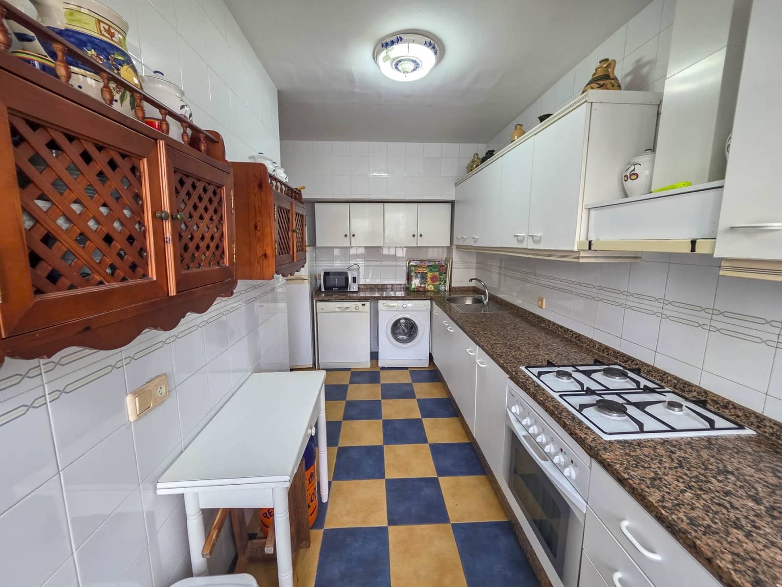 5 bedroom Townhouse for sale in Casares with pool - € 650,000 (Ref: 9647847)