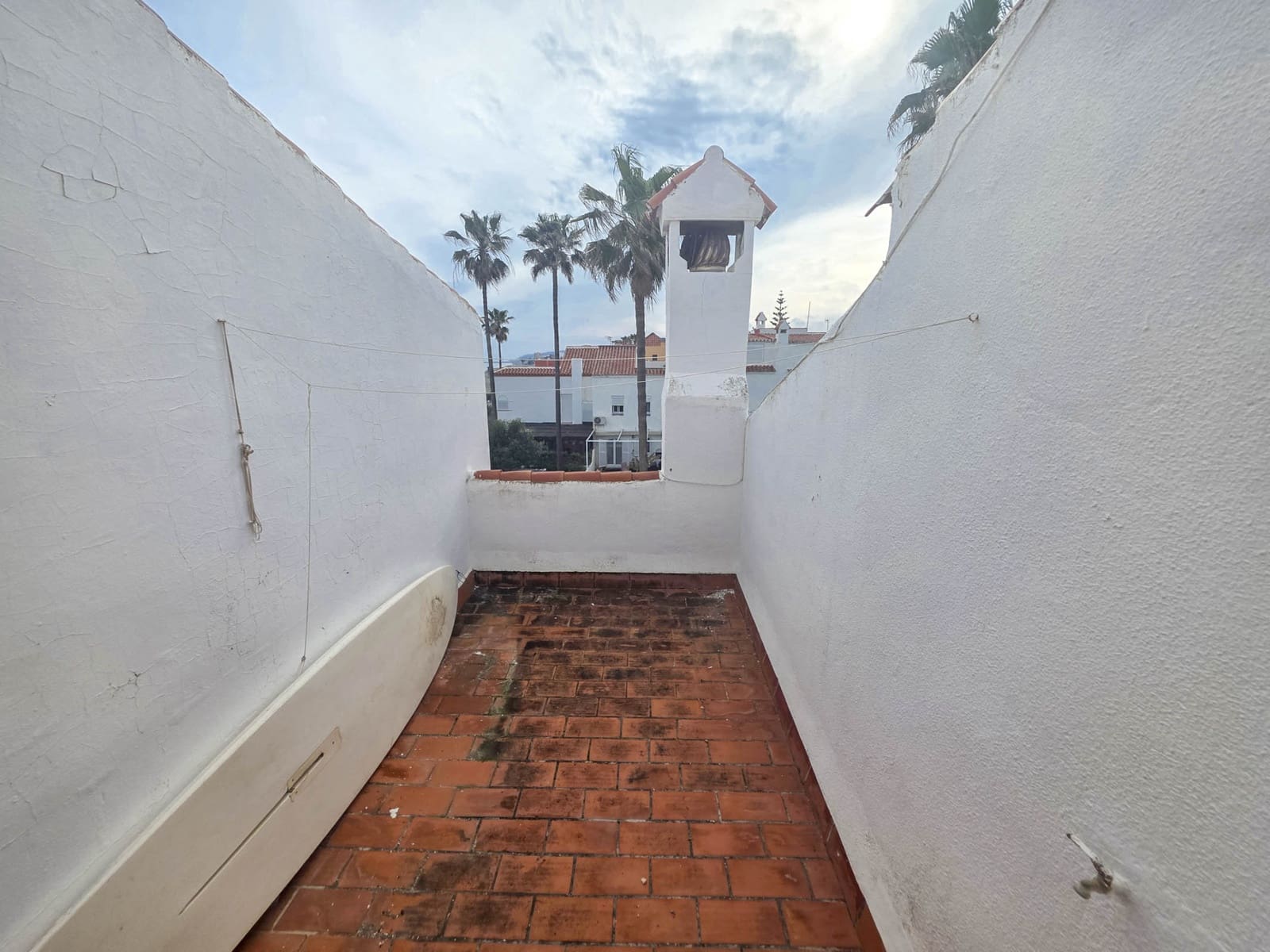 5 bedroom Townhouse for sale in Casares with pool - € 650,000 (Ref: 9647847)