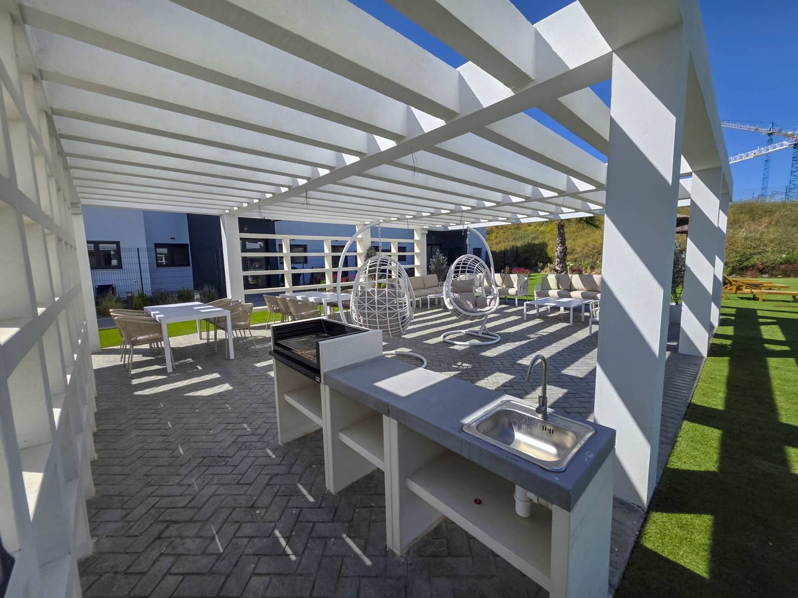3 Zimmer Apartment zu verkaufen in Estepona mit Pool Garage - 439.000 € (Ref: 9679581)