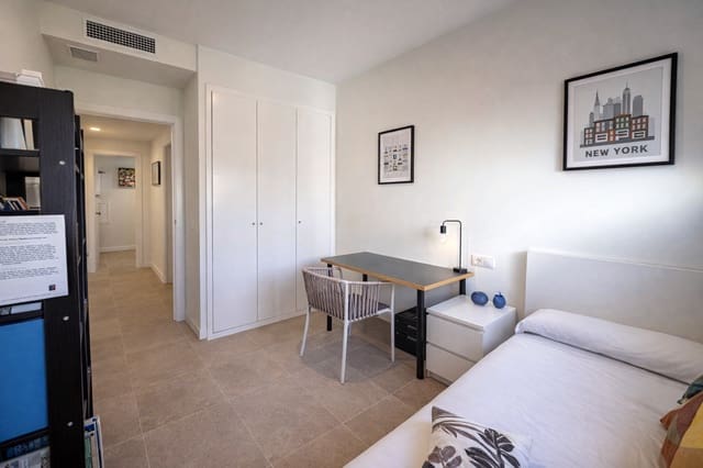 3 chambre Appartement à vendre à Guadalobón, Estepona avec piscine garage - 439 000 € (Ref: 9679581)