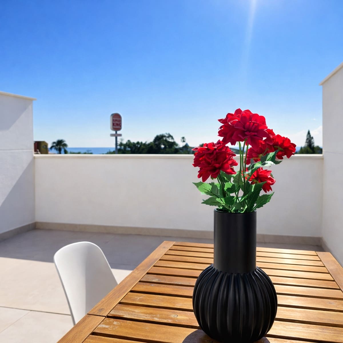 3 Zimmer Apartment zu verkaufen in Estepona mit Pool Garage - 439.000 € (Ref: 9679581)