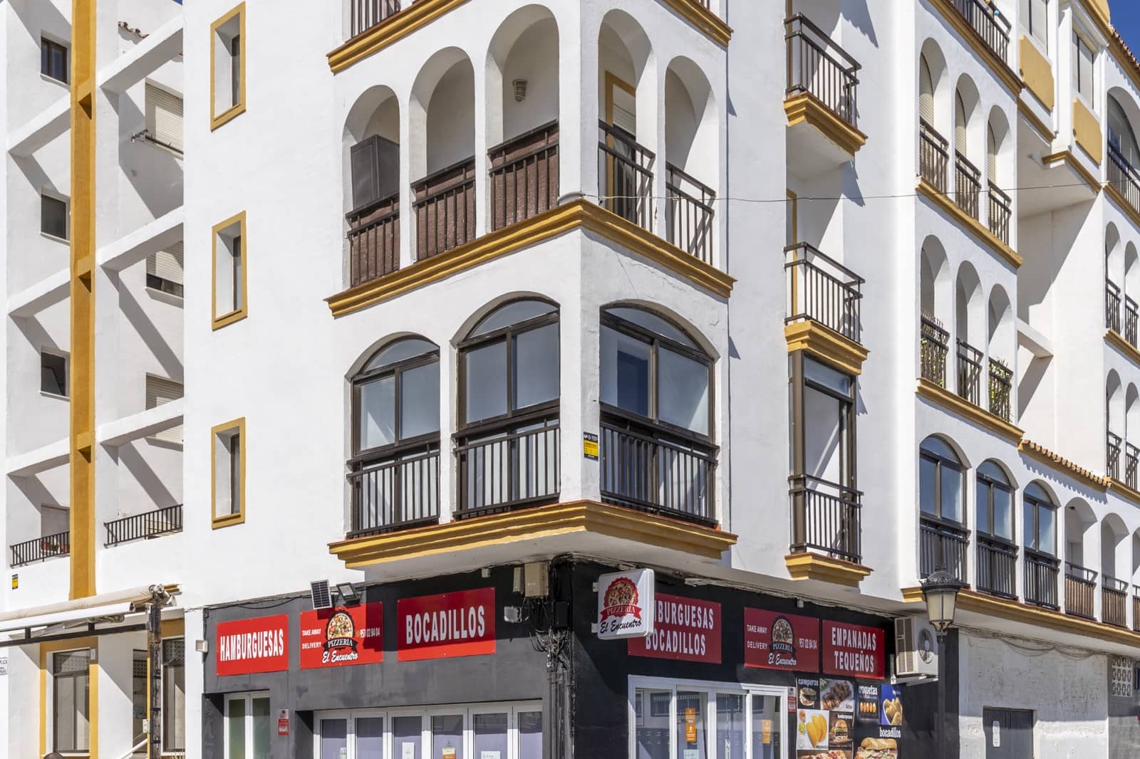 4 makuuhuone Huoneisto myytävänä paikassa San Luis de Sabinillas - 329 000 € (Ref: 9679582)