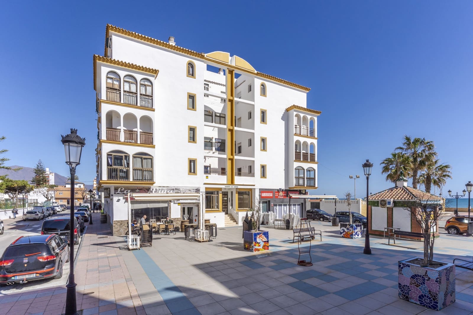 4 makuuhuone Huoneisto myytävänä paikassa San Luis de Sabinillas - 329 000 € (Ref: 9679582)